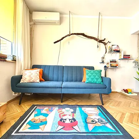 Joy Apartment *
